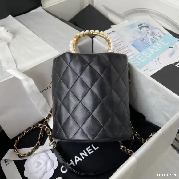 First Bag Ru BUCKET CHANEL BAG 0701
